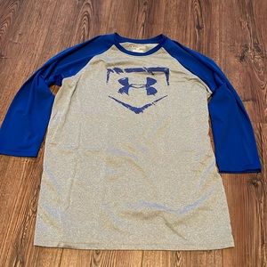 Under armour boys baseball shirt Youth XL